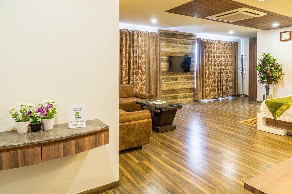 Hotel Treebo Unity à Ahmedabad Extérieur photo