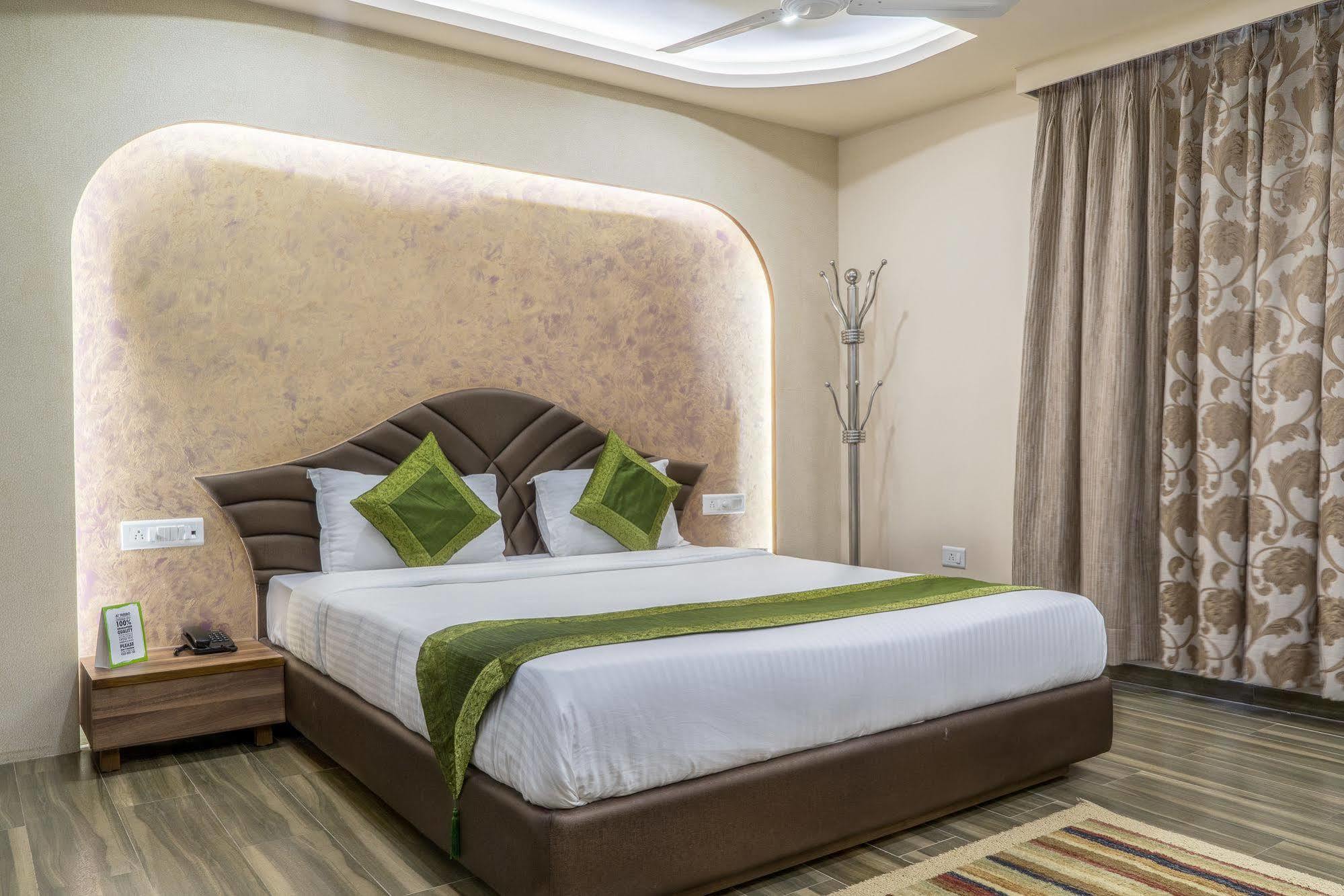 Hotel Treebo Unity à Ahmedabad Extérieur photo