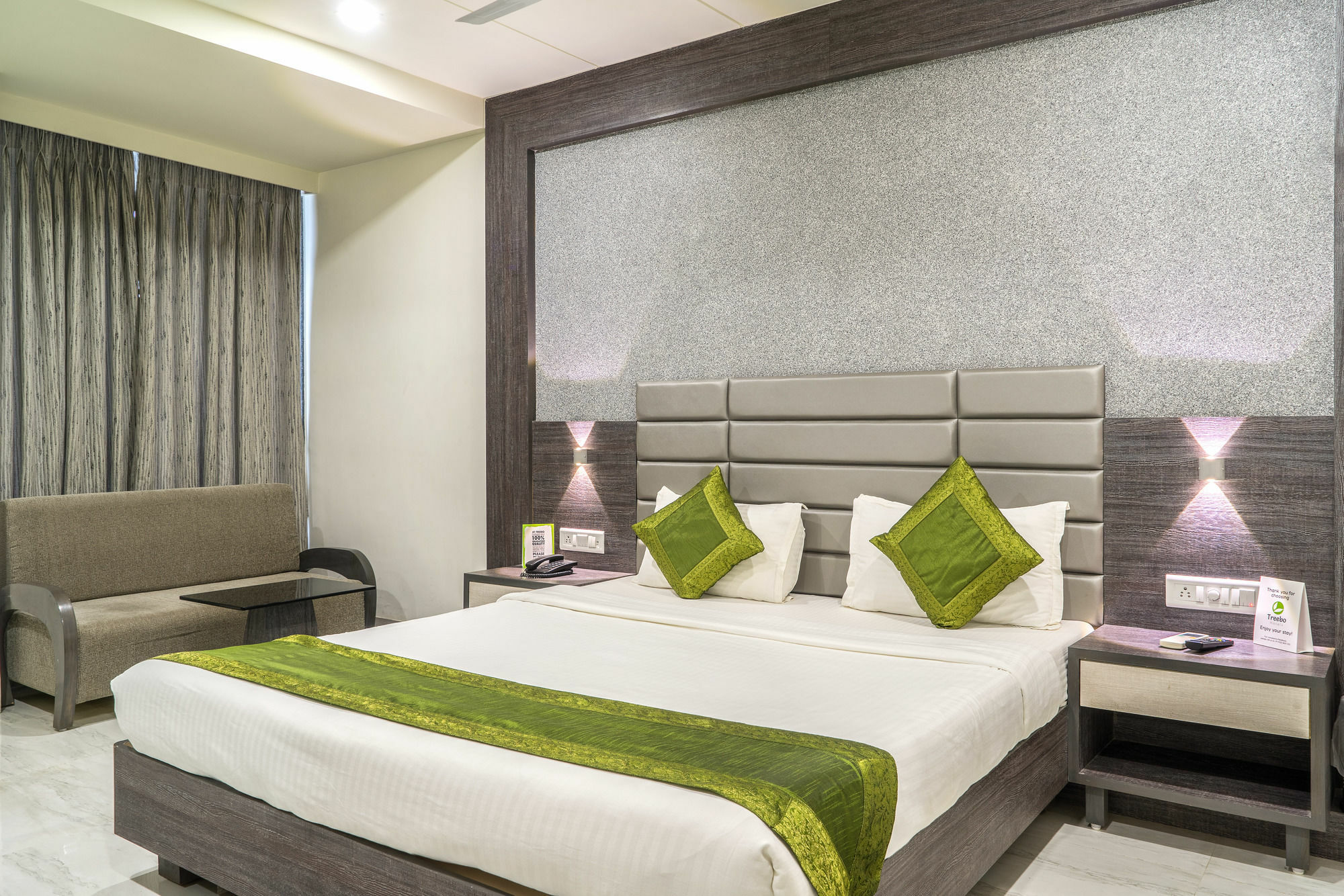 Hotel Treebo Unity à Ahmedabad Extérieur photo